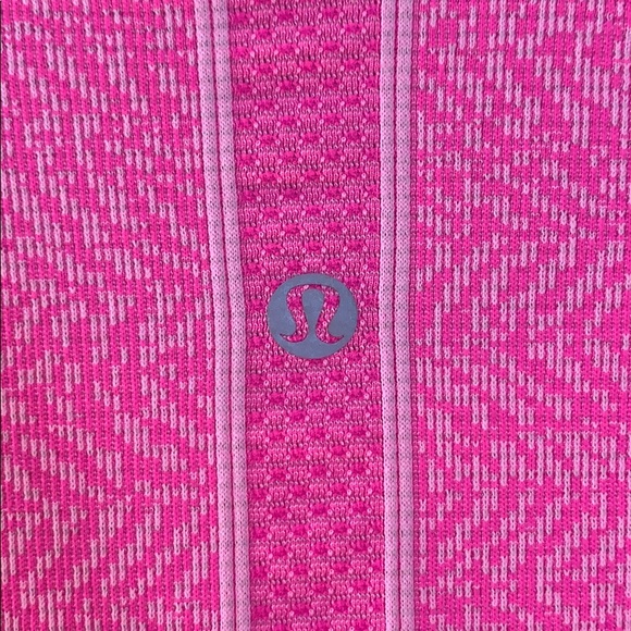 Long Sleeve Lululemon work out shirt - Picture 3 of 4